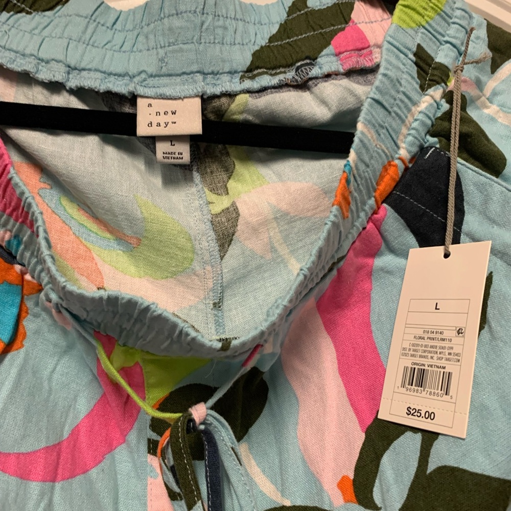 Colorful cute pants never worn (target brand)